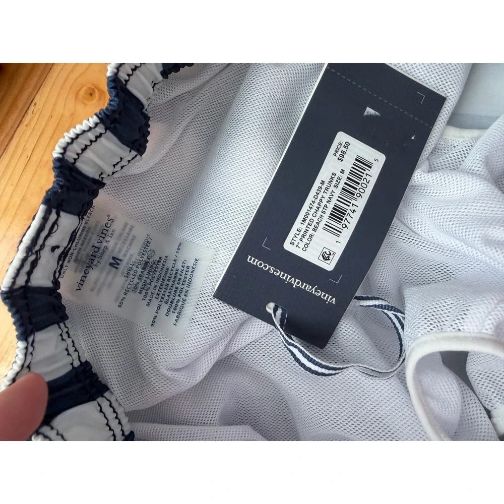 Vineyard Vines Men's Chappy Swim Trunks – Blue & White Stripe Yacht Club Medium